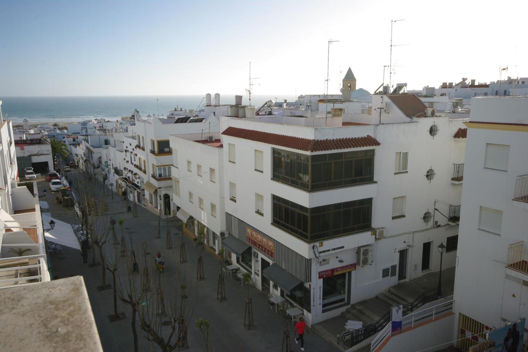Atico Centro Conil Apartment โกนิล เด ลาฟรอนเตรา ภายนอก รูปภาพ