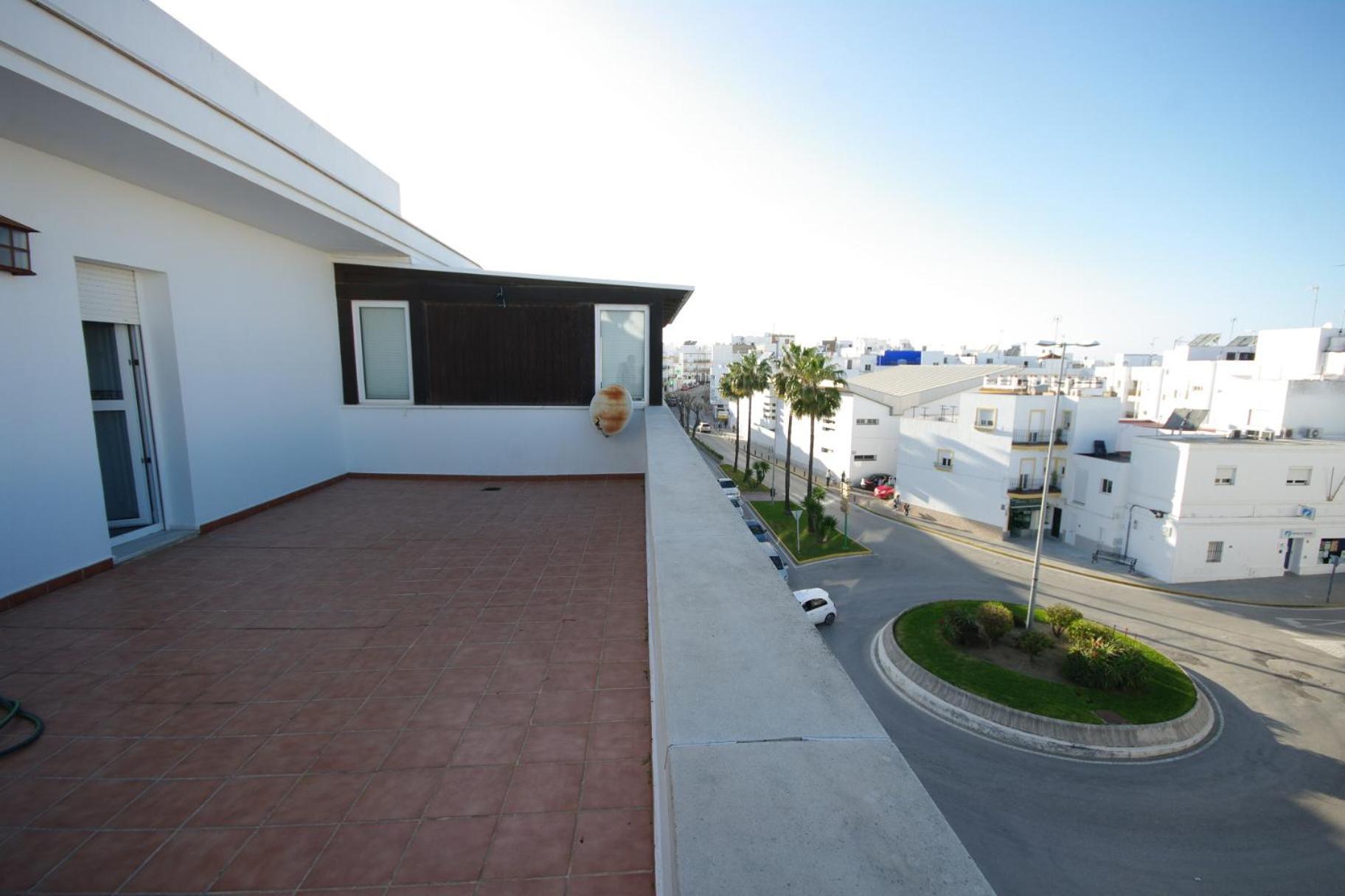 Atico Centro Conil Apartment โกนิล เด ลาฟรอนเตรา ภายนอก รูปภาพ